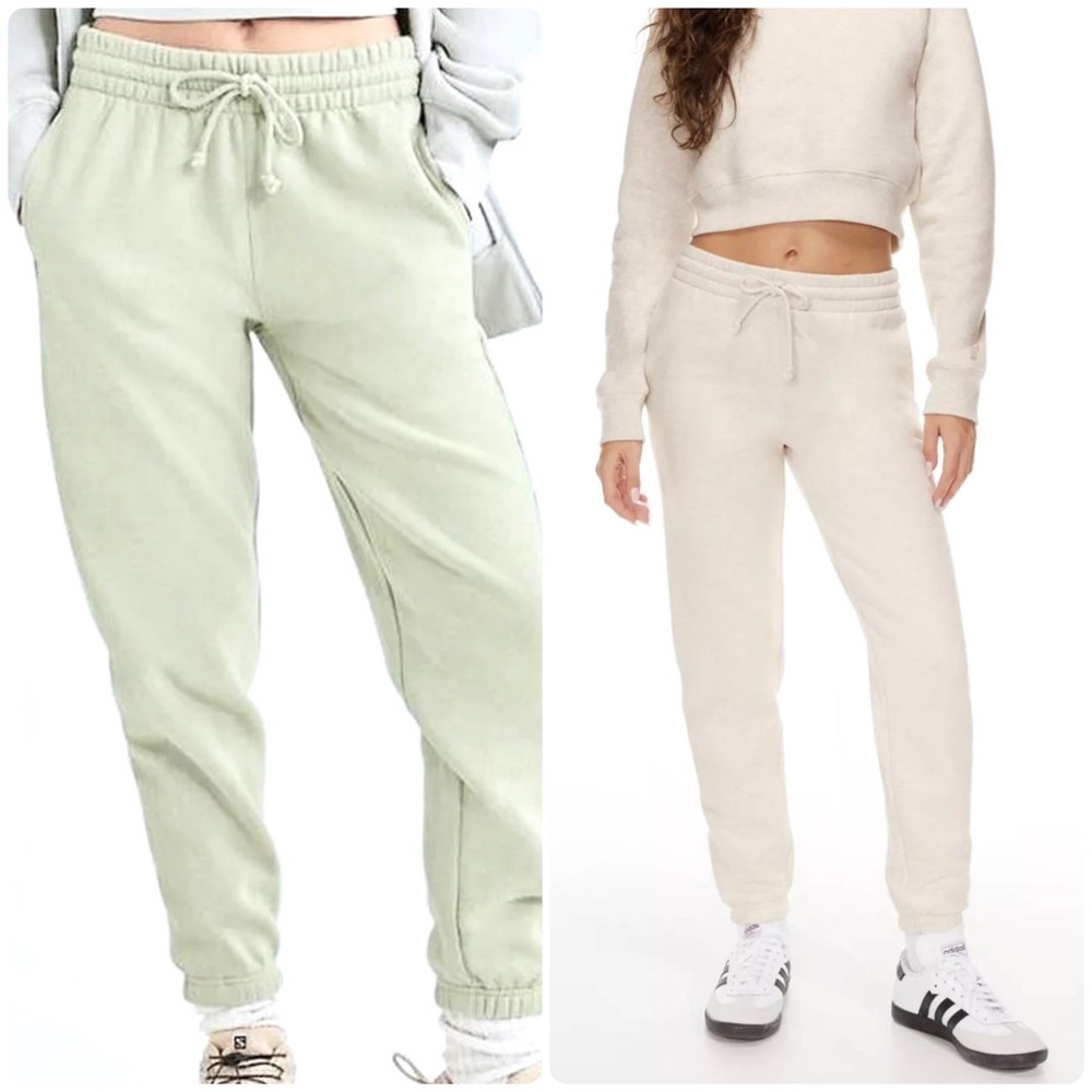 Aritzia— TNA Sweatfleece Jogger Sweatpants ✨💫